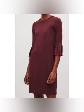 COS Burgundy‎ Ponte Knit Pleated Bell Sleeve Size m